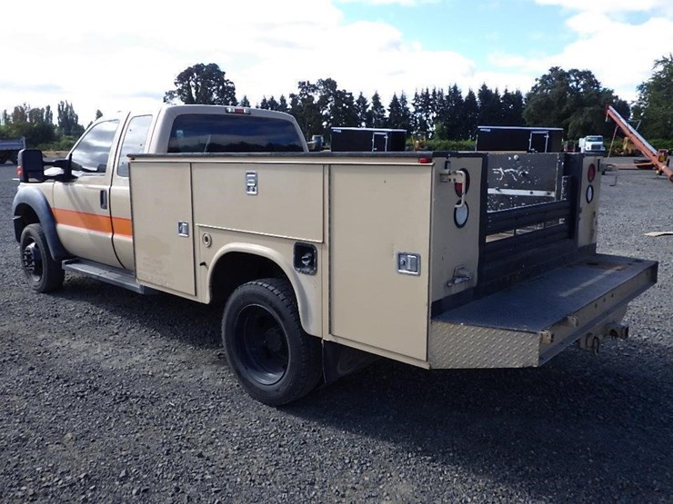 2012-ford-f550-image-7