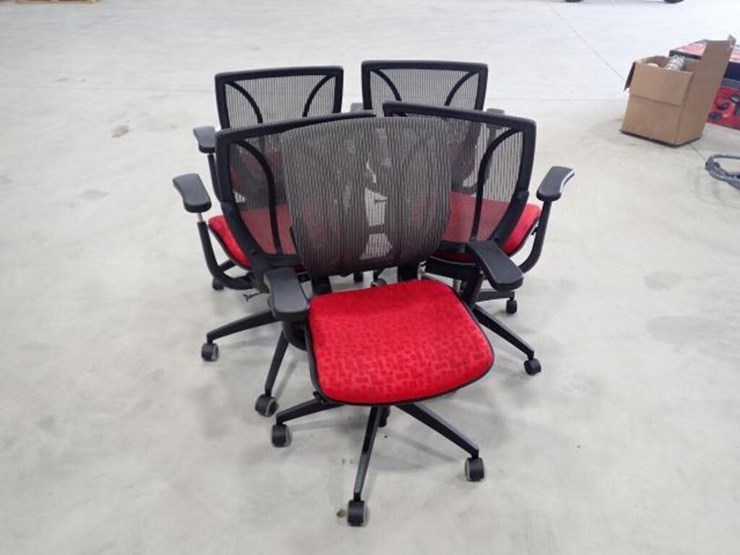 qty-of-(5)-desk-chairs-image-4