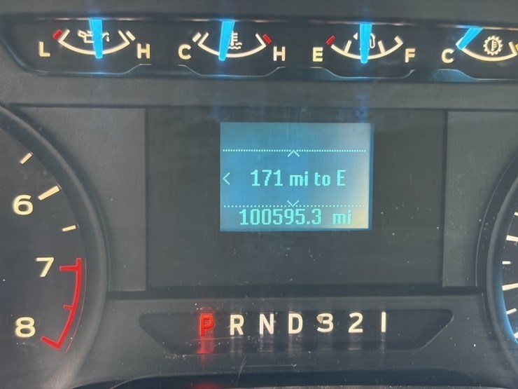 2017-ford-f150-xl-image-30