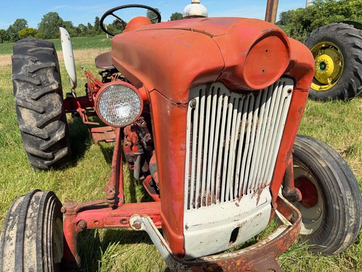 ford-820-image-13