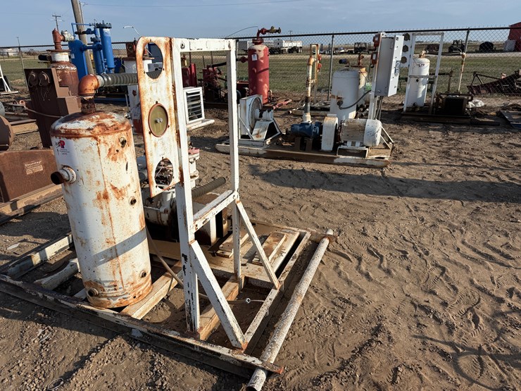 (4)-skidded-air-compressor-stations-incomplete-f/-parts-image-1