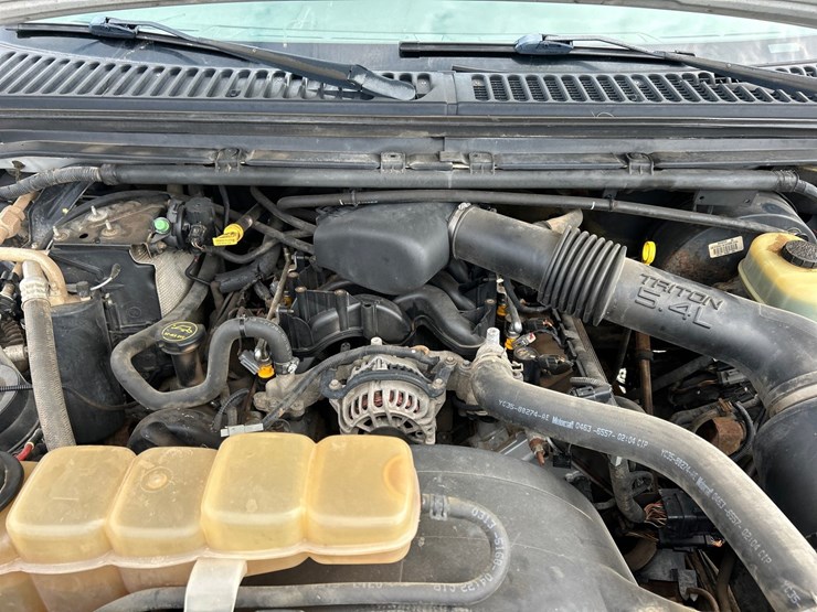 2003-ford-f350-image-38
