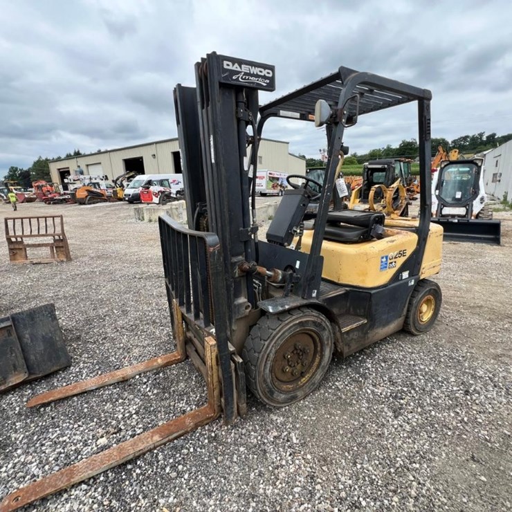 DAEWOO G25E-3