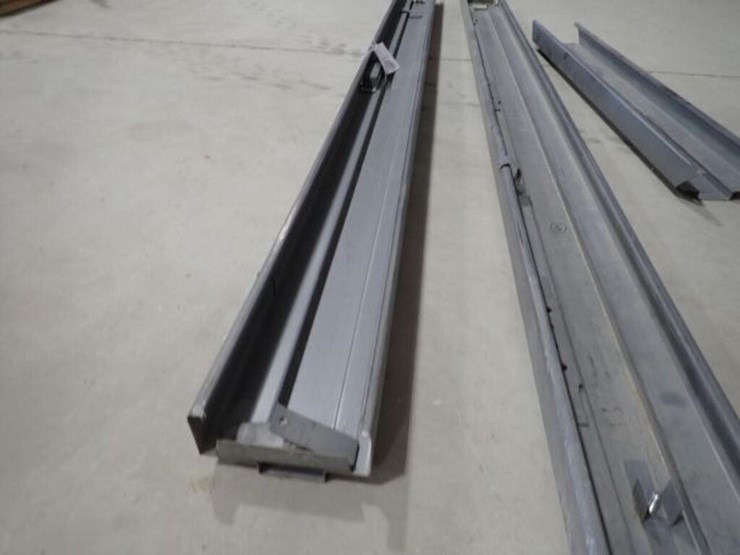daybar-86-in.-x-36.5-in.-galvanized-steel-door-image-5