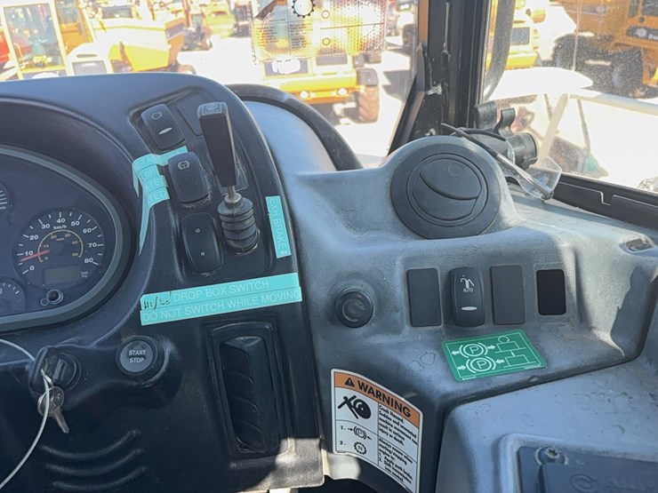2019-terex-ta400-image-14