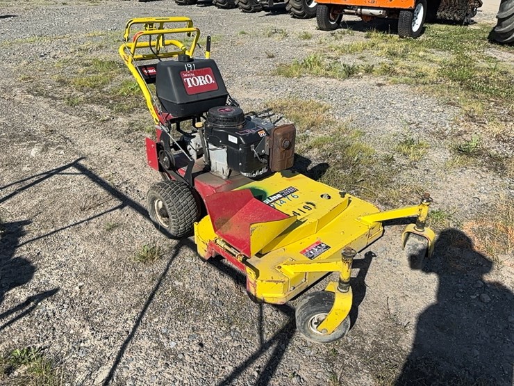 toro-pro-line-30193-commercial-mower-sn:230000283-image-3