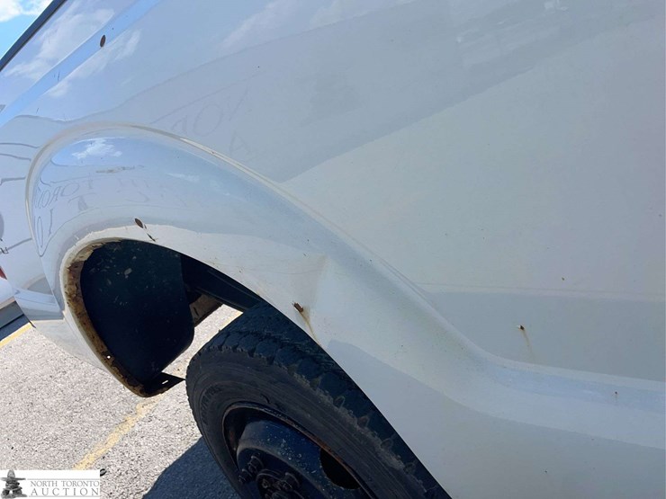 2015-ford-f350-image-38