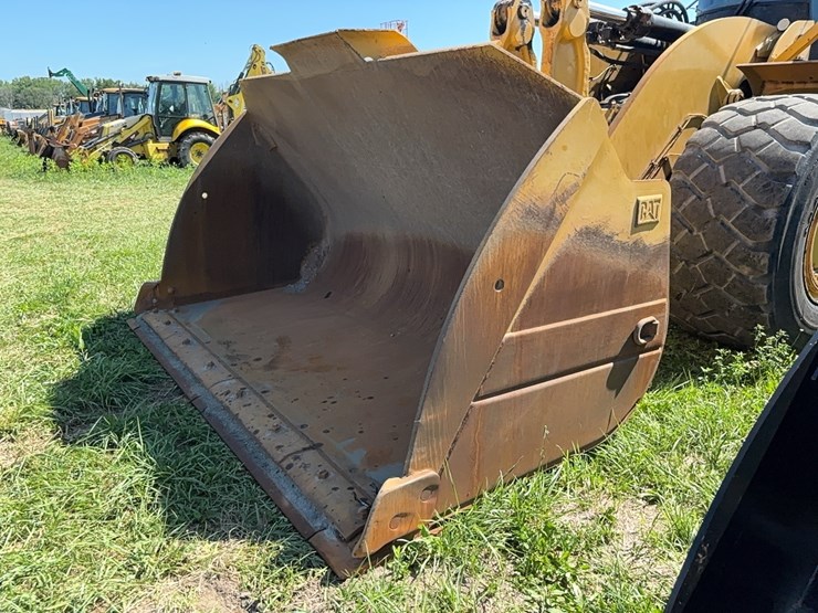 caterpillar-982m-image-7