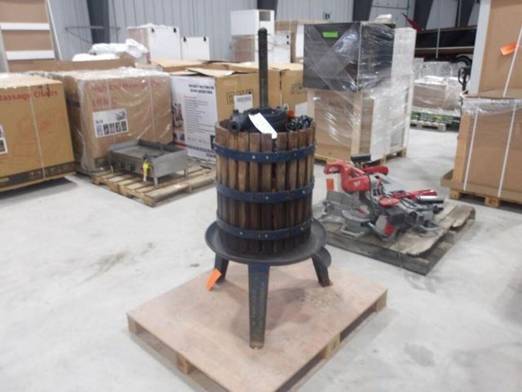 berarducci-bro.-mfg-co-wine-press-image-5