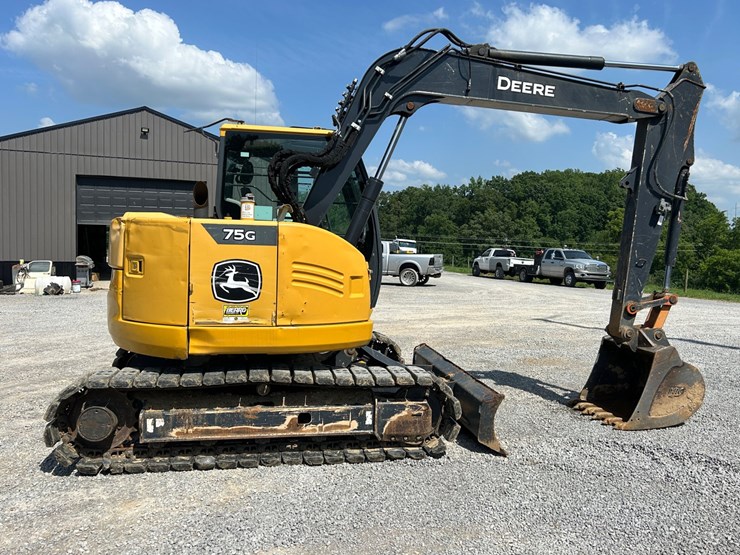 2022-deere-75g-image-6
