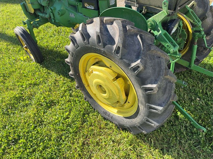 john-deere-320s-image-18