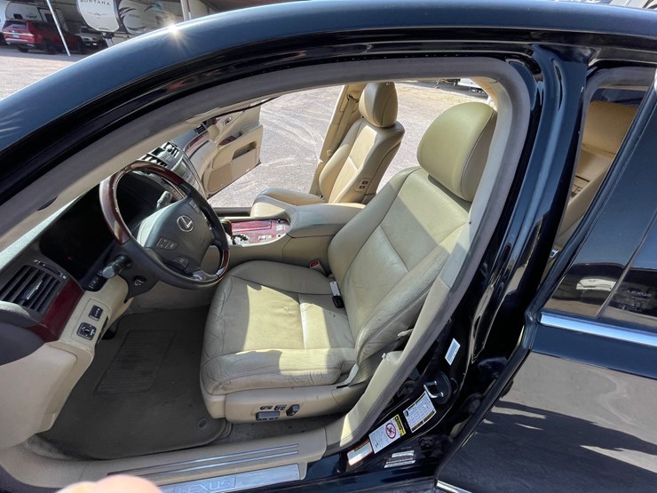 #163-•-2007-lexus-ls-460-(clean-nm-title)-image-117