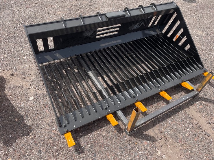 #1309-•-skid-steer-bucket-image-3