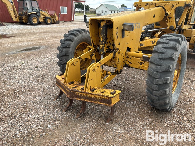 john-deere-570-image-9
