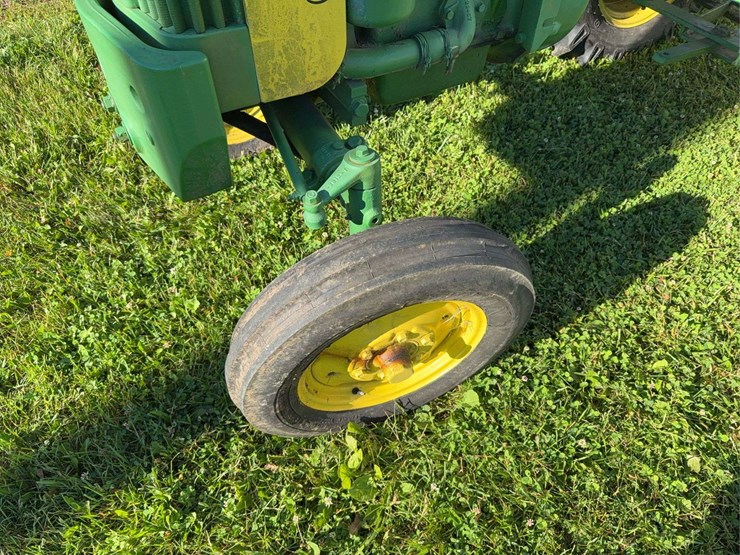 john-deere-320s-image-7