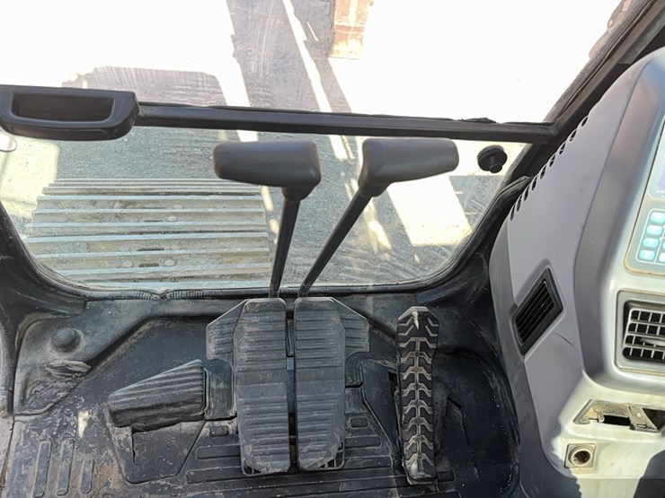 komatsu-pc300-lc-image-23