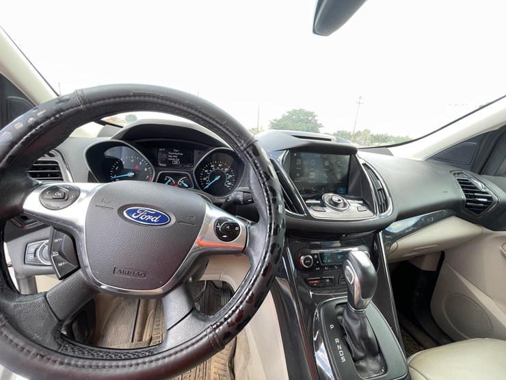 2016-ford-escape-image-41