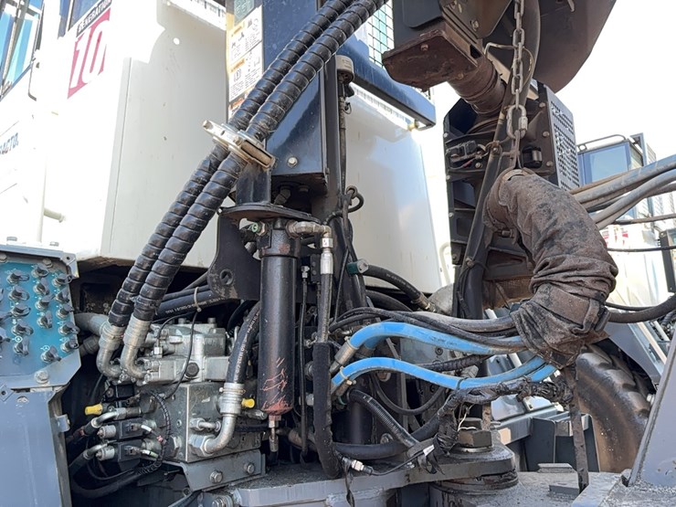 2019-terex-ta400-image-14