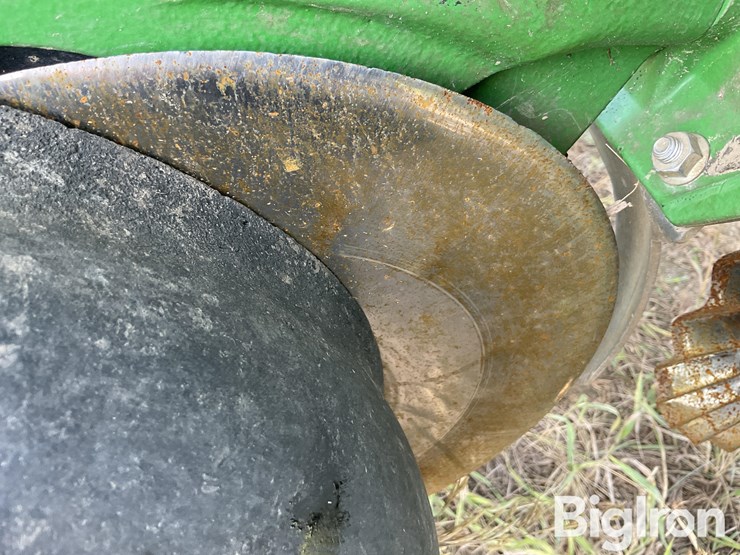 2017-john-deere-1775nt-image-9