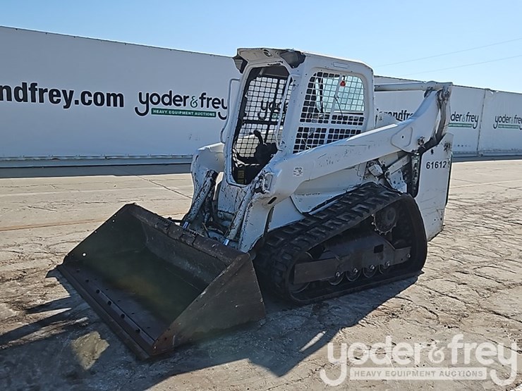 2021-bobcat-t64-image-1