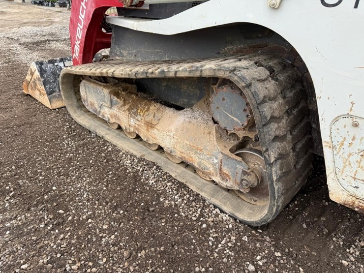 2020-takeuchi-tl12r2-image-18