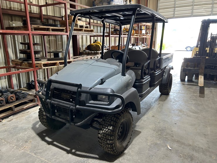 club-car-carryall-1700-image-1