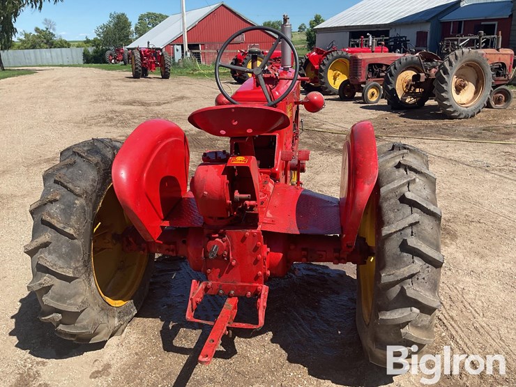 massey-ferguson-20-image-6