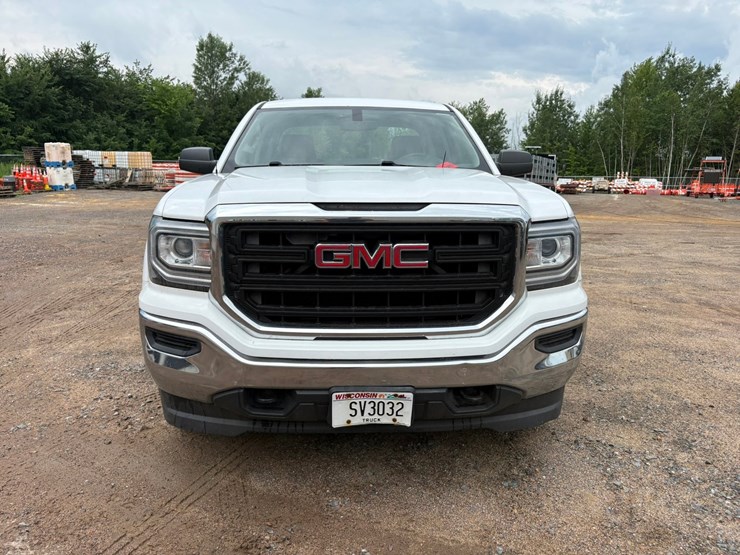 2016-gmc-1500-image-8