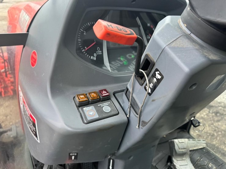 2017-kubota-l4060-image-22
