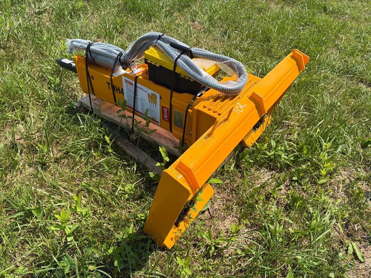 caterpillar-226-image-4