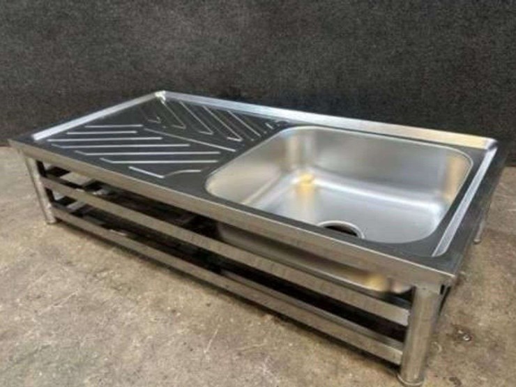 new-stainless-steel-sink-with-carton-package-image-1