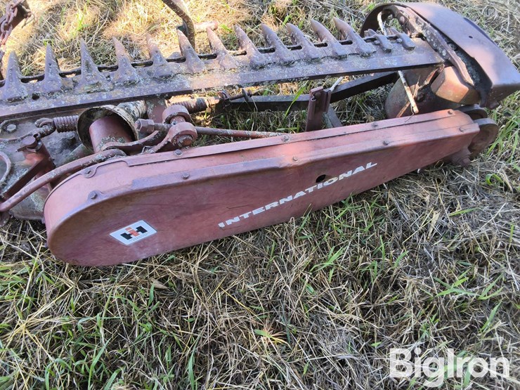 international-sickle-mower-image-11