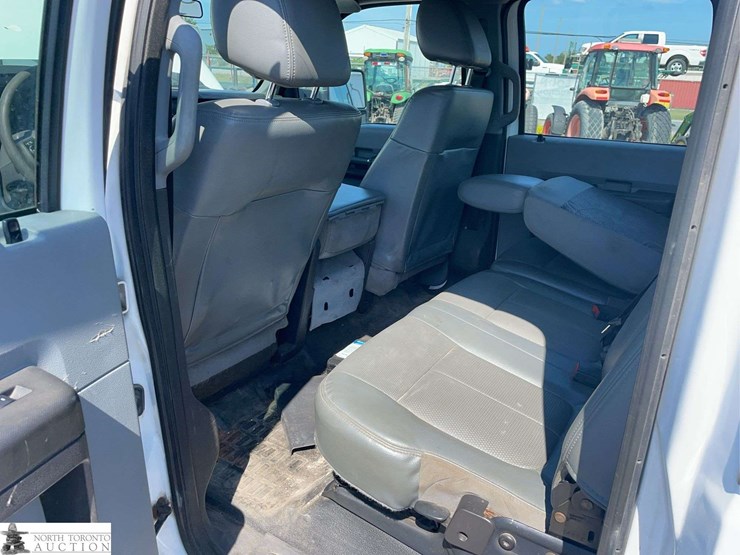 2015-ford-f350-image-15
