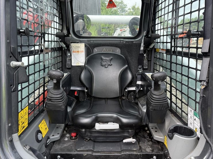 2024-bobcat-s650-image-17