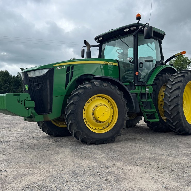 JOHN DEERE 8310