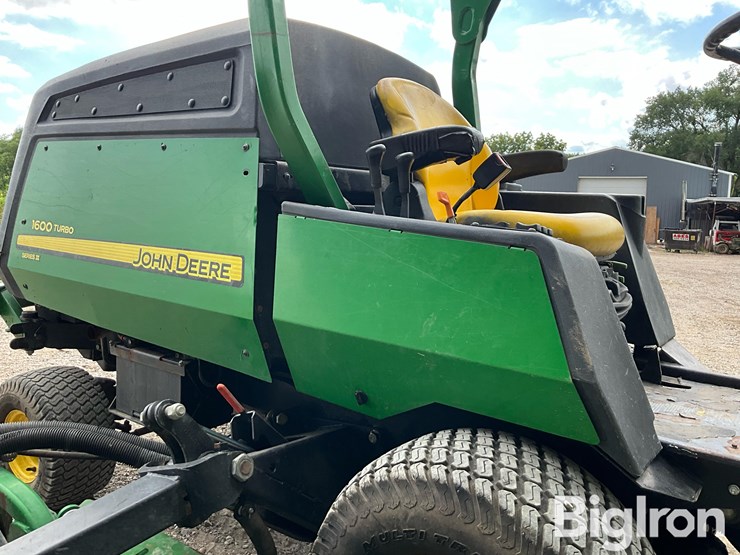 2018-john-deere-1600-turbo-image-11