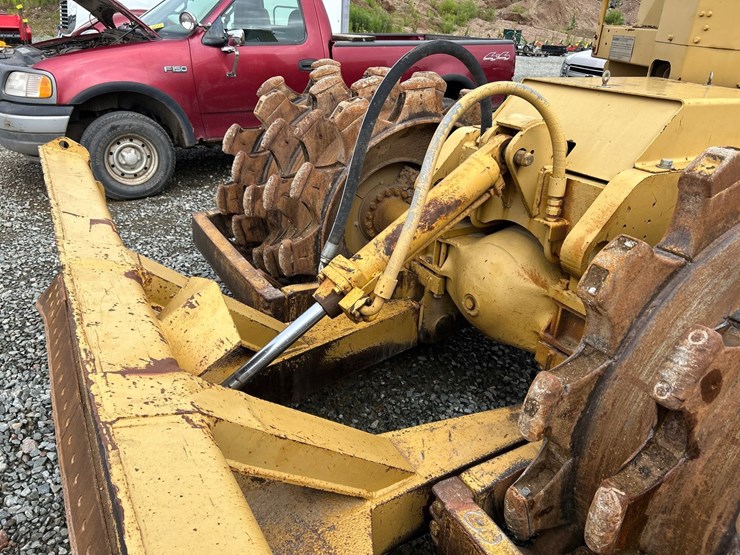 caterpillar-815a-image-11