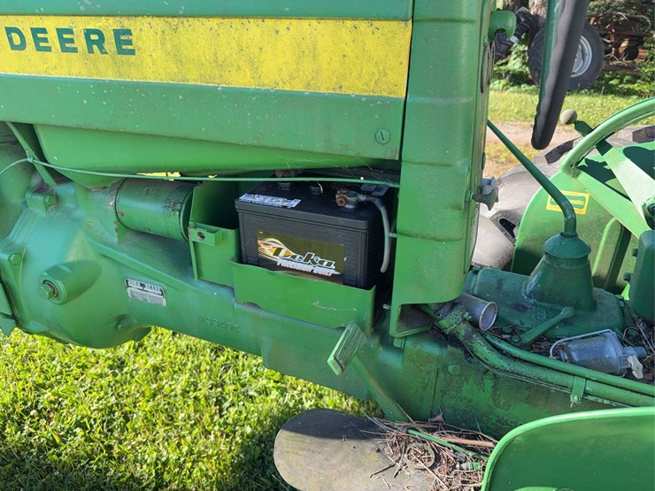 john-deere-320s-image-19
