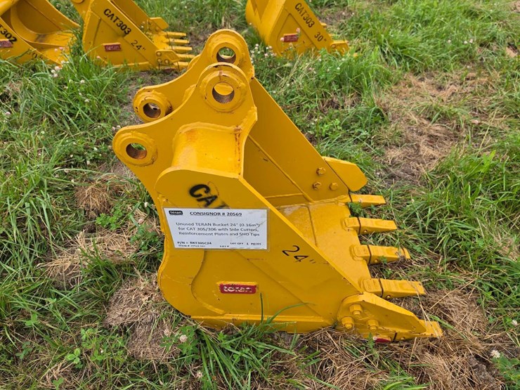 caterpillar-305-image-2