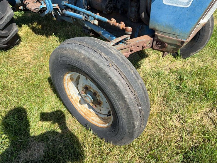 ford-4600-image-9