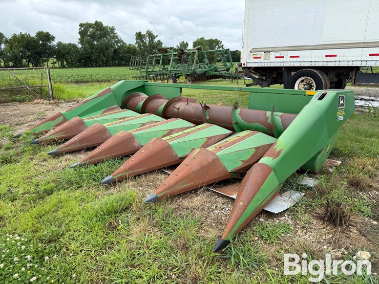john-deere-653a-image-1