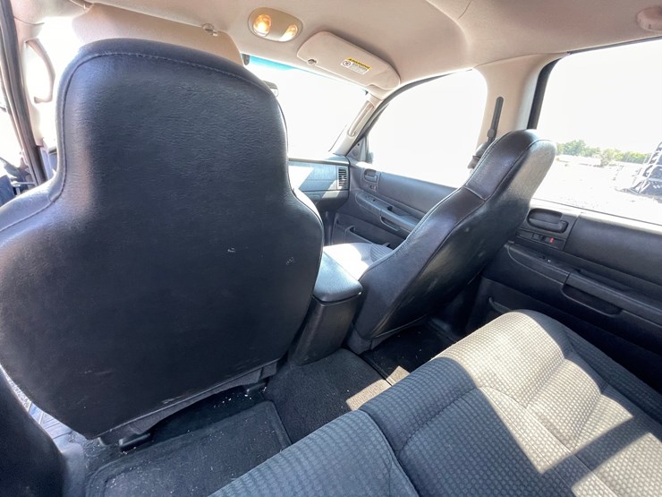 2001-dodge-durango-image-29