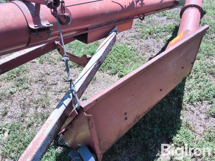 sudenga-auger-w/-truck-hopper-image-15