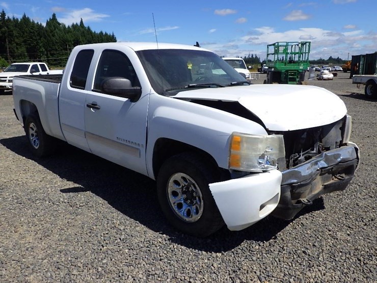 2007-chevrolet-1500-image-3