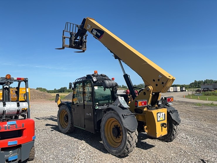 2016-caterpillar-tl642c-image-4