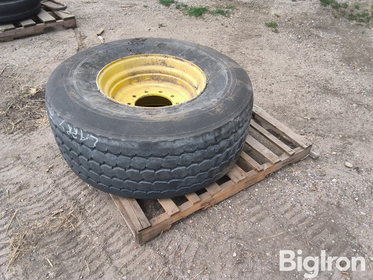 goodyear-445/65r22.5-tire/rim-image-5