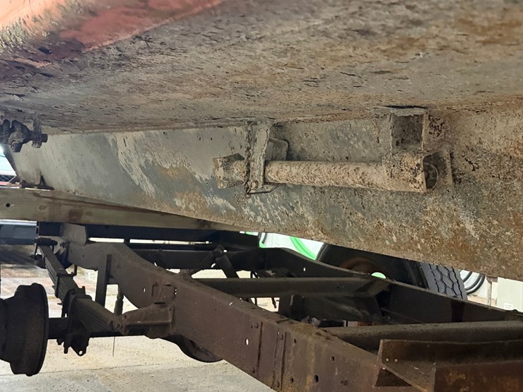 #1470-•-heil-16'-dump-body-w/-lift-cylinder-image-21
