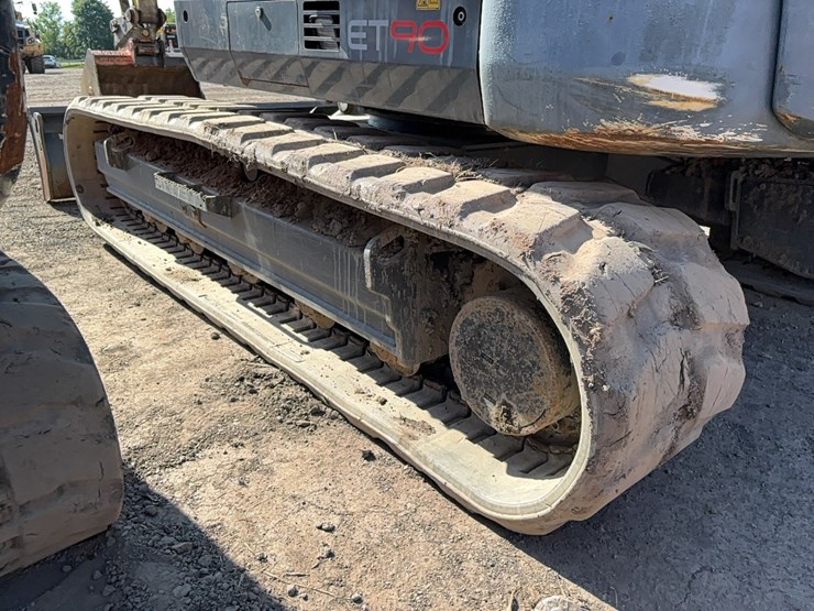 2017-wacker-neuson-et145-image-23
