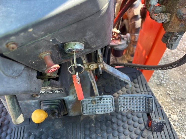 kubota-l35-image-25
