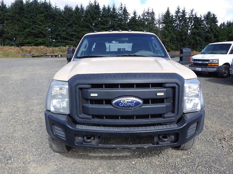 2012-ford-f550-image-2